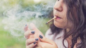 How Long Does Sativa Stay in your System